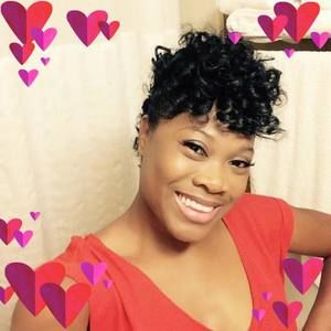 Meet your Posher, Lachelle